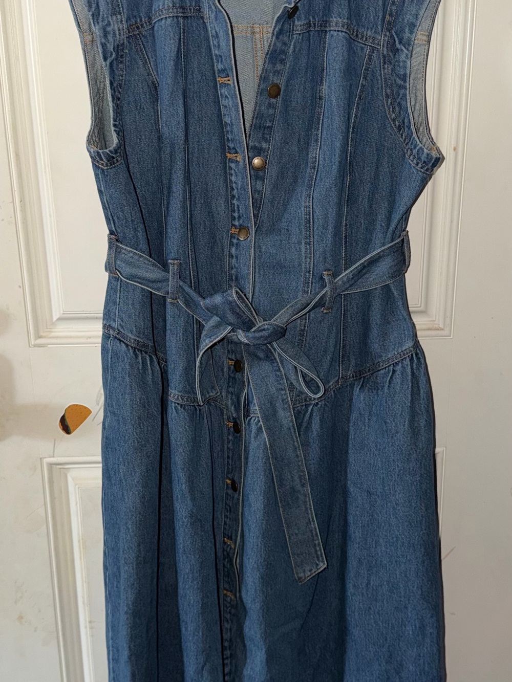 Universal Thread Sleeveless Denim Midi Dress in Blue